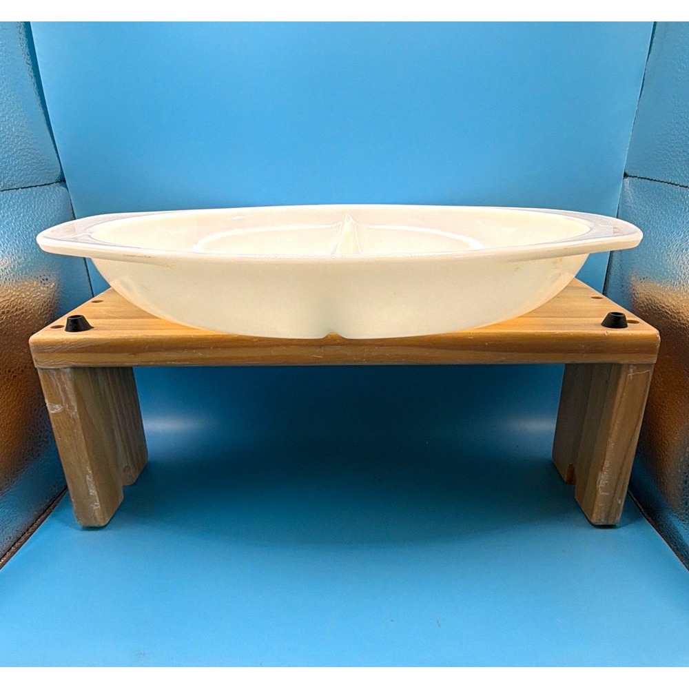 PYREX 1063 White Milk Glass Oval Divided Dish 2 Compartment 1 1/2 Qt USA